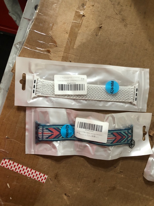 Photo 1 of  BUNDLE OF 2 APPLE WATCH BANDS