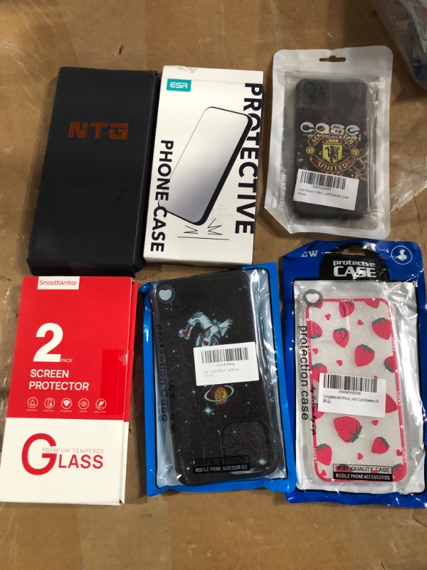 Photo 1 of Miscellaneous Phone Case Bundle (NO RETURNS, NON-REFUNDABLE)