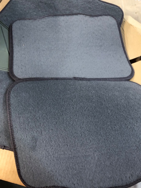 Photo 4 of RoadWear 109-44 Automotive Rubber and Carpet Floor Mats