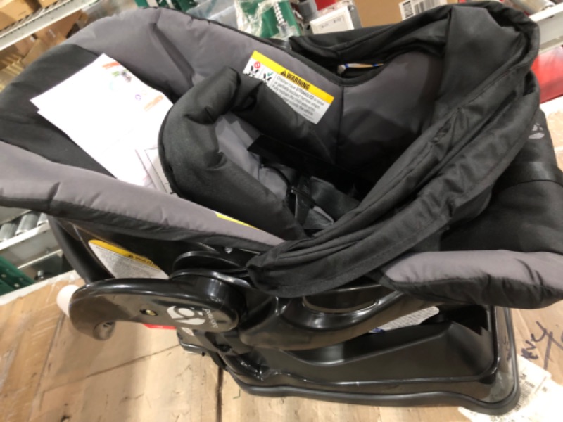 Photo 1 of Baby Trend Ez Flex-Loc 30 Infant Car Seat, Boulderz