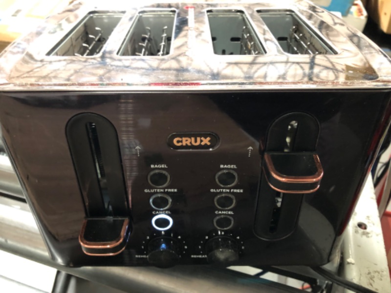 Photo 2 of **ONLY ONE SIDE/TWO SLOTS WORK**Crux (14807) 4 Slice Toaster Black Stainless Steels