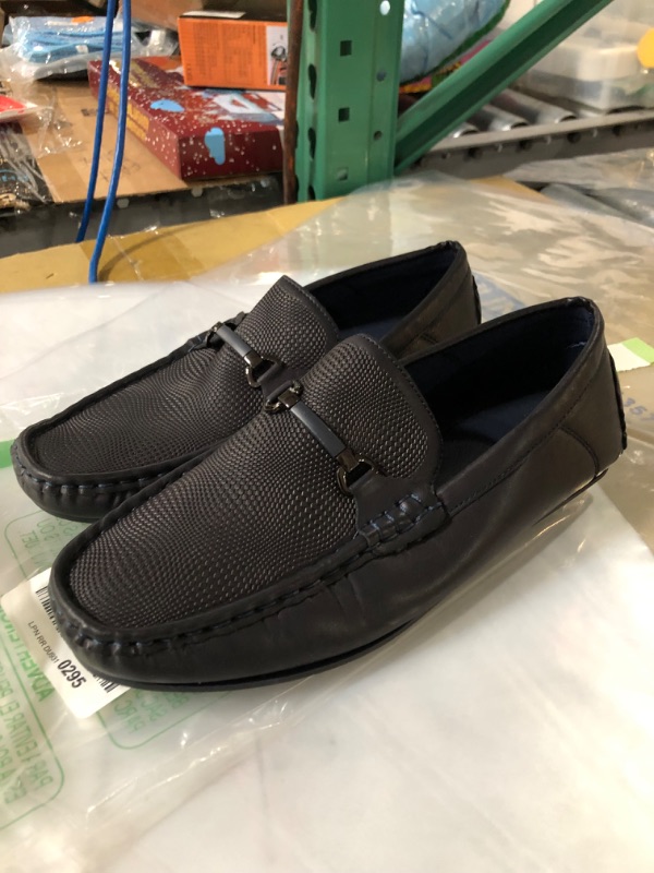 Photo 1 of Men's Black Loafers, Size 6