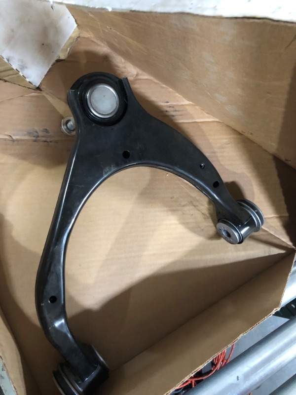 Photo 2 of MOOG RK623126 Suspension Control Arm and Ball Joint Assembly front right upper