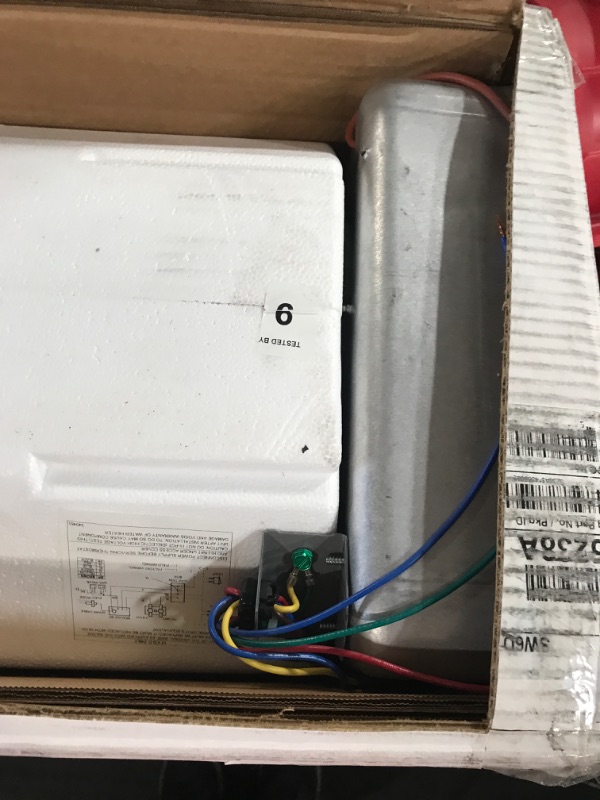 Photo 1 of Suburban Manufacturing Suburban Co 5238A Sw6D W/H 6 Gal Dsi , White