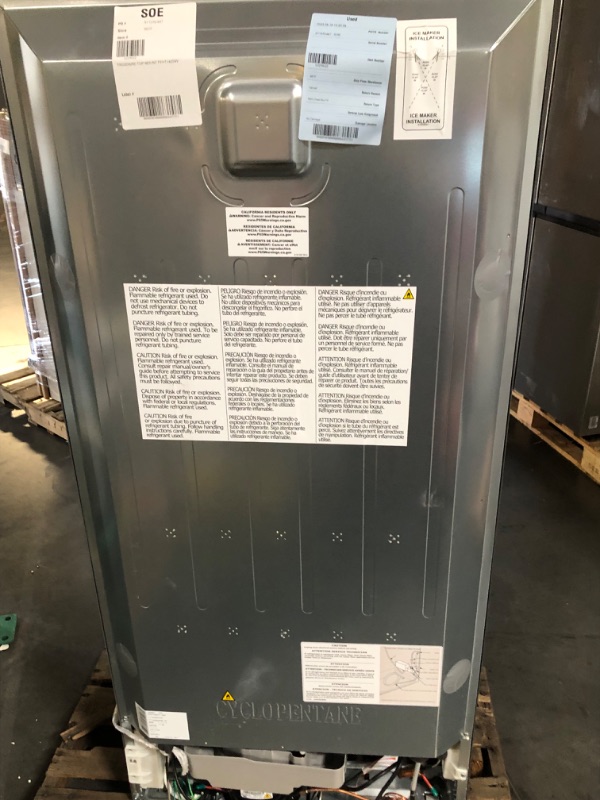 Photo 6 of Frigidaire 13.9 Cu. Ft. Top Freezer Refrigerator