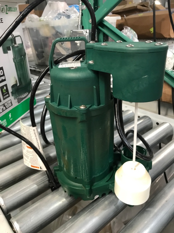 Photo 3 of *** SEE NOTES**Zoeller 0.5-HP 60GPM Cast Iron Submersible Sump Pump (1075-0001)