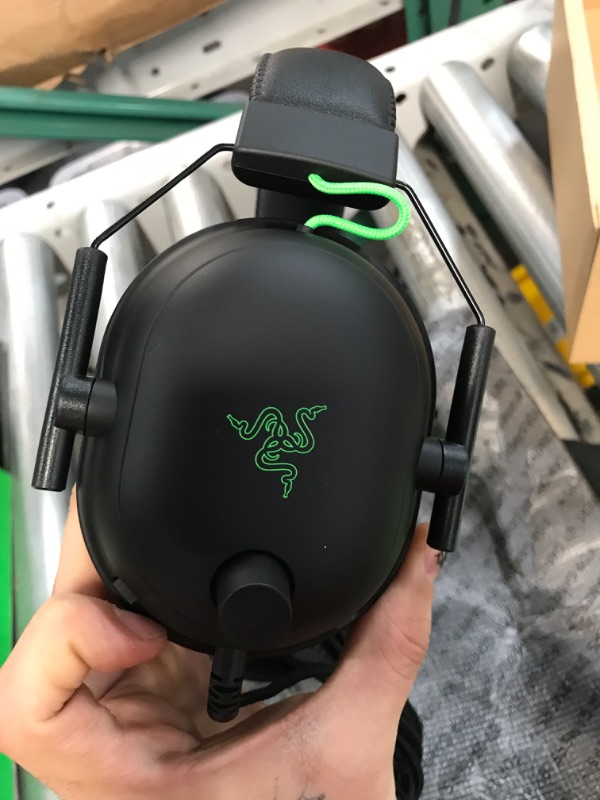 Photo 6 of Razer BlackShark V2 Gaming Headset: 