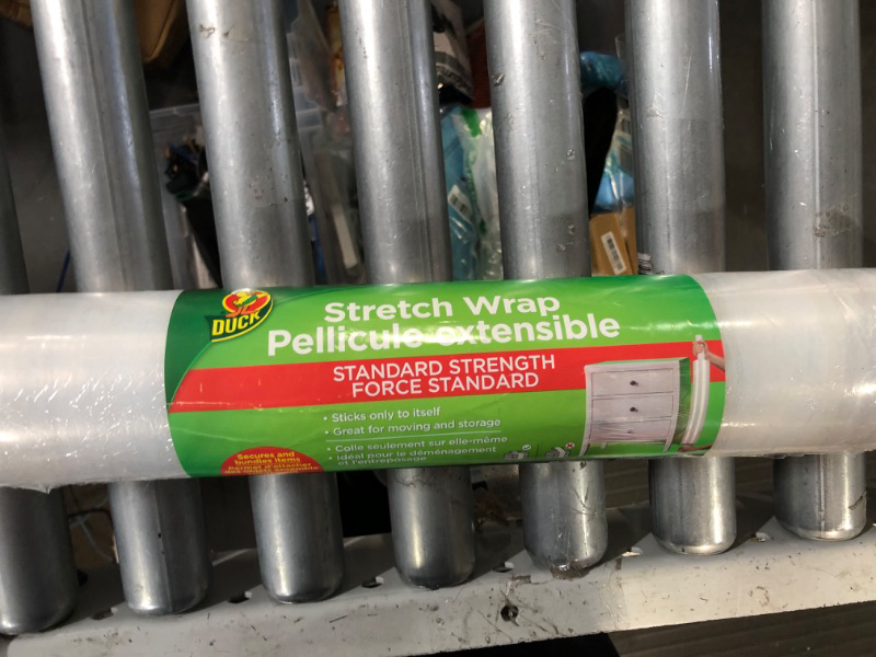 Photo 2 of Duck Brand Stretch Wrap With Handle, 20 Inch x 1000 Feet, Clear, Single Roll 20"