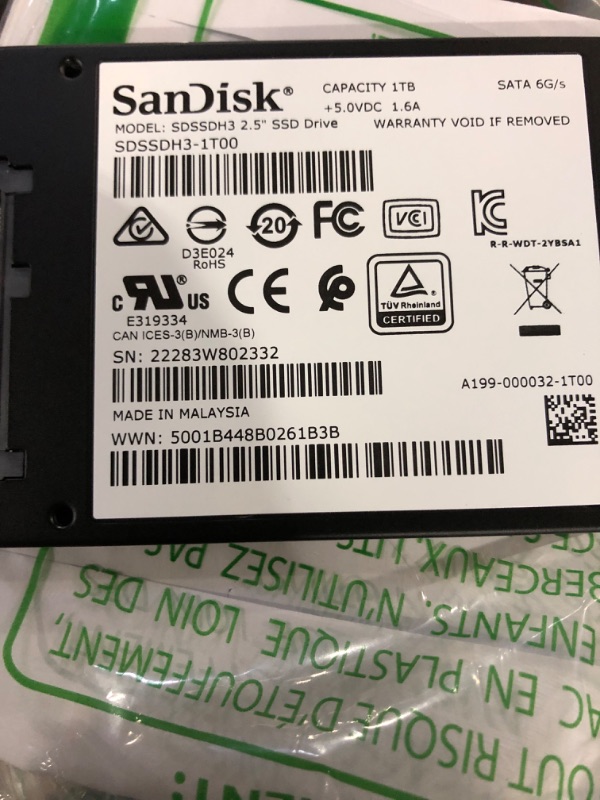 Photo 2 of SanDisk SSD PLUS 1TB Internal SSD - SATA III 6 Gb/s, 2.5"/7mm, Up to 535 MB/s - SDSSDA-1T00-G26