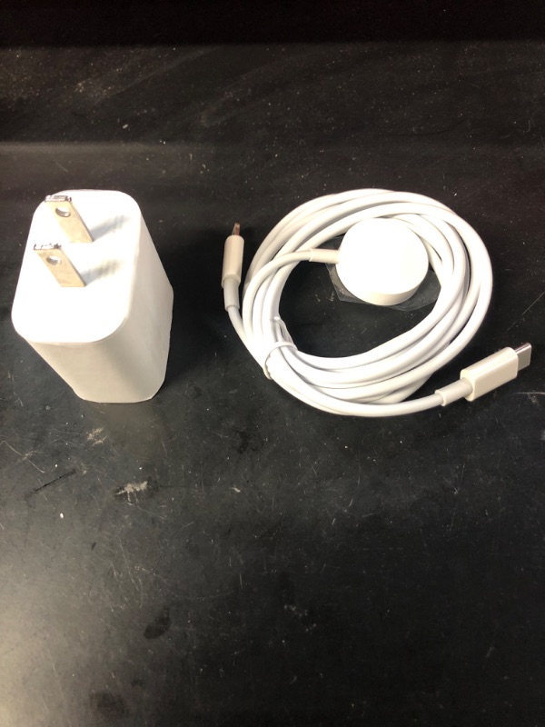 Photo 2 of Apple Watch Magnetic Fast Charger to USB-C Cable (1m)