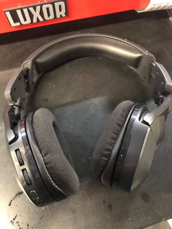 Photo 3 of **left side of headset is broken***Turtle Beach Stealth 600 Gen 2 MAX Multiplatform Amplified Wireless Gaming Headset Black