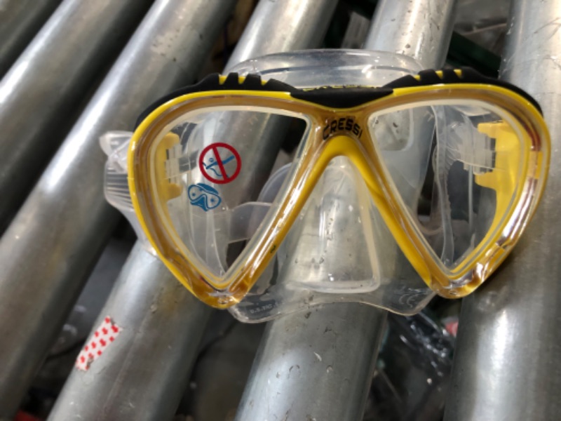 Photo 2 of **MISSING LID** Cressi LINCE, Adult Scuba Diving, Snorkeling, and Freediving Mask - Cressi: 100% Made in Italy Since 1946 Clear/Yellow