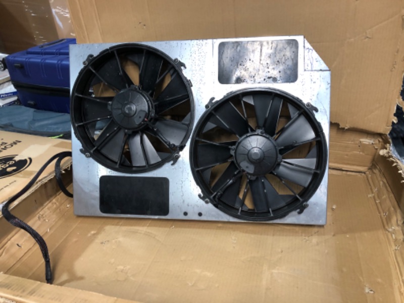 Photo 2 of Derale Performance 16927 Gray/Black High Output Dual Radiator Fan