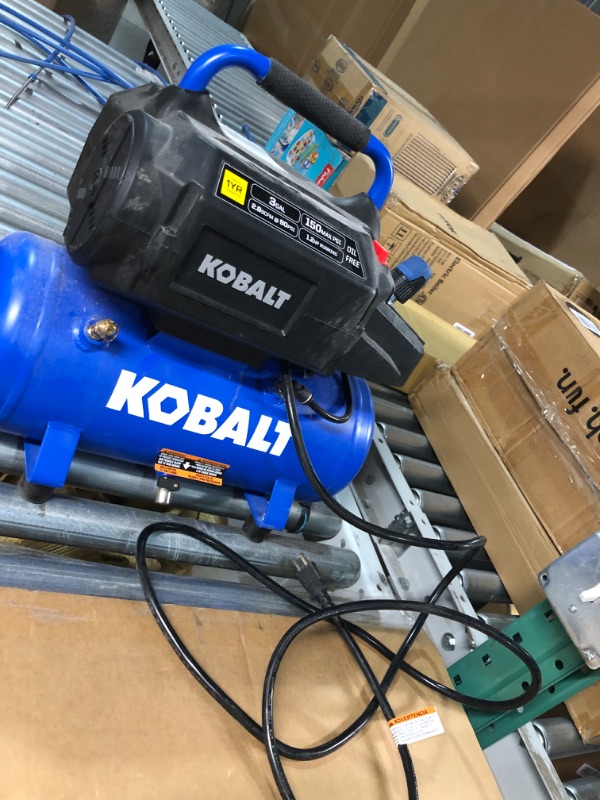 Photo 2 of Kobalt 3-Gallon Portable 150-PSI Electric Hot Dog Air Compressor