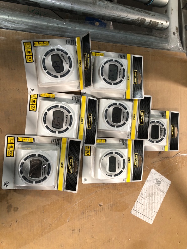 Photo 1 of (PACK OF 7) Defiant SunSmart Heavy Duty 15-Amp 7-Day 2-Outlet Plug-In Digital Timer by Defiant