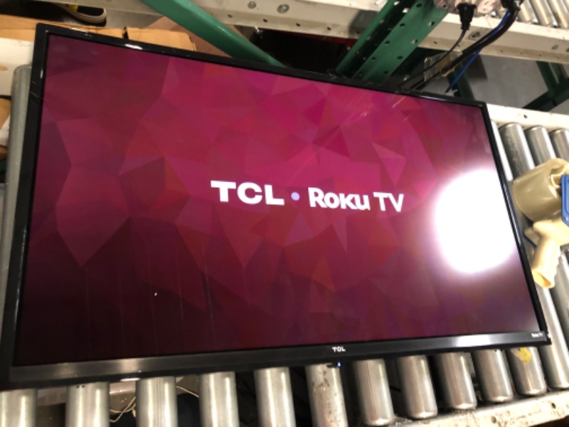 Photo 3 of TCL 32" Class 3-Series HD 720p LED Smart Roku TV - 32S355