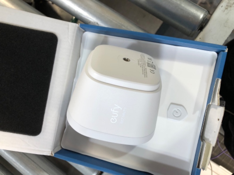 Photo 4 of eufy Security SoloCam E210, Spotlight Camera,