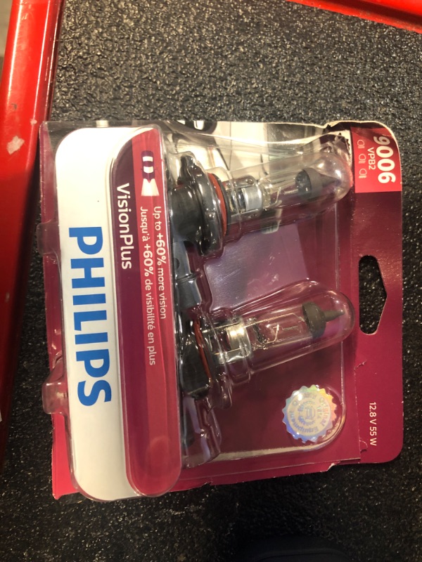 Photo 2 of Philips 9006 VisionPlus Upgrade Headlight Bulb with up to 60% More Vision, 2 Count (Pack of 1)
