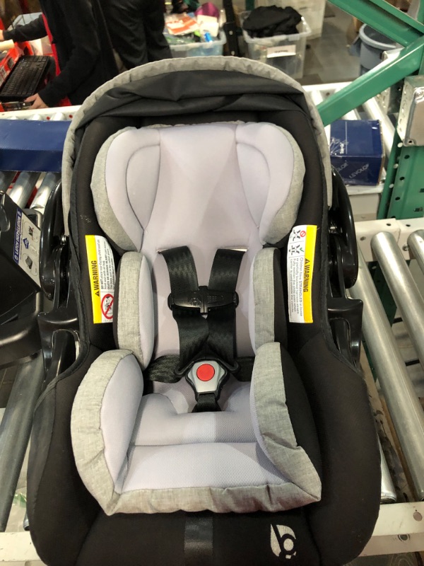 Photo 2 of Baby Trend Secure-Lift 35 Infant Car Seat, Dash Black