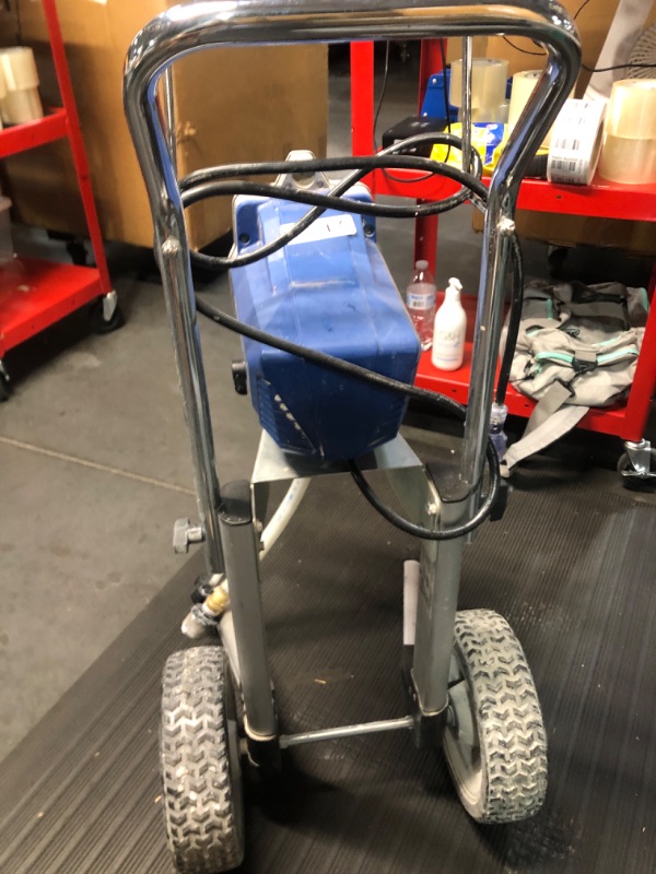 Photo 5 of * SEE PHOTOS** DIRTY* Graco Magnum 262805 X7 Cart Airless Paint Sprayer, Gray Magnum X7 Airless Paint Sprayer