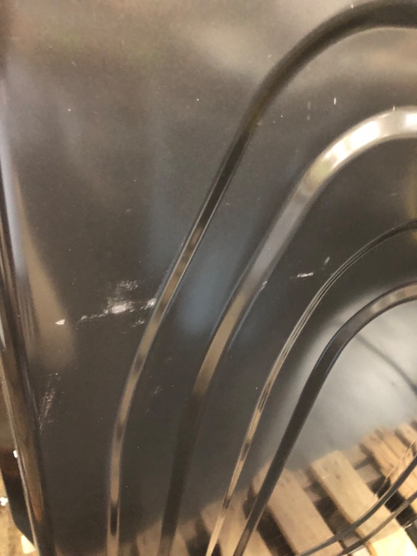 Photo 9 of **USED PRIOR, TESTED POWERS ON** MINOR SRATCHES/SCUFFS  SAMSUNG 7.5 cu. ft. Smart Gas Dryer with Steam Sanitize+ and Sensor Dry in Brushed Black