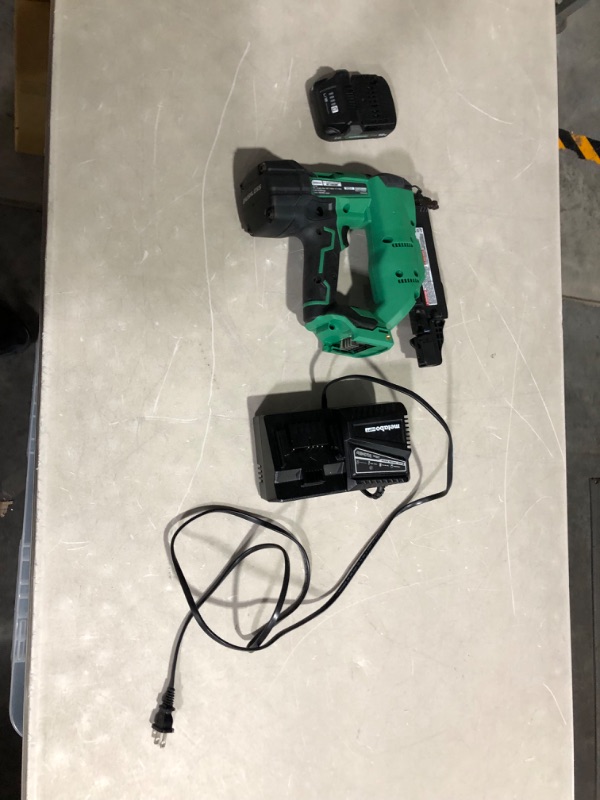 Photo 1 of ***USED - UNTESTED - SEE NOTES***
Metabo HPT 18V MultiVolt Cordless Brad Nailer | Includes 1-18V, 3.0 Ah Lithium Ion Battery 