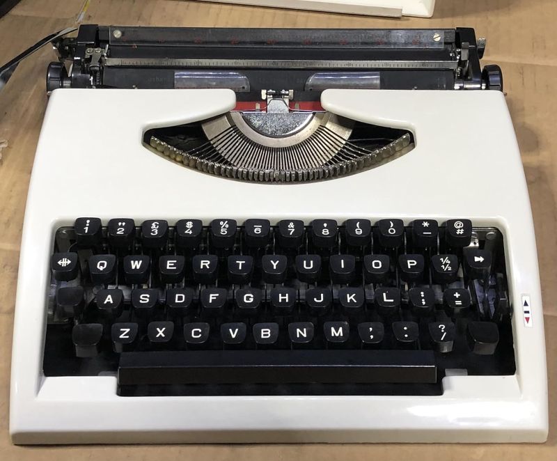 Photo 1 of **MINOR DAMAGE PREV USED**
Traditional Portable Manual Typewriter