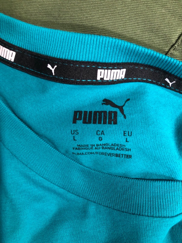 Photo 3 of PUMA ESS Logo Tee Men's T-Shirt (SIZE L)