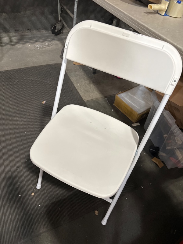 Photo 2 of ***USED LIKE NEW***Flash Furniture Hercules™ Series Plastic Folding Chair - White - 650LB Weight Capacity