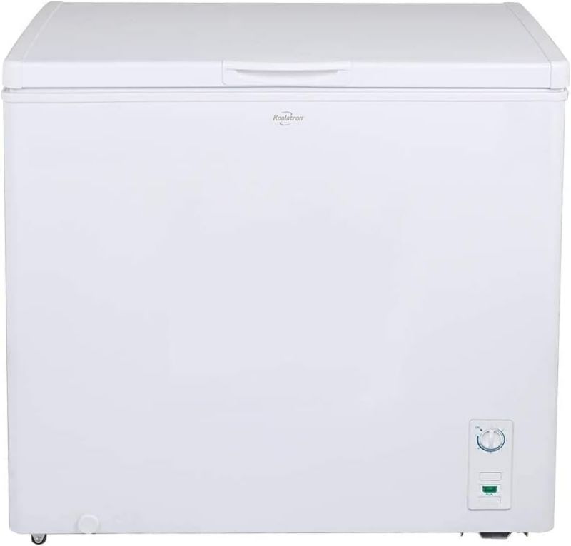 Photo 1 of ***MAJOR DAMAGE - NONREFUNDABLE - NOT FUNCTIONAL - FOR PARTS ONLY - SEE COMMENTS***
Koolatron Large Chest Freezer, 5.5 cu ft (155L), White, Manual Defrost Deep Freeze, Storage Basket, Space-Saving