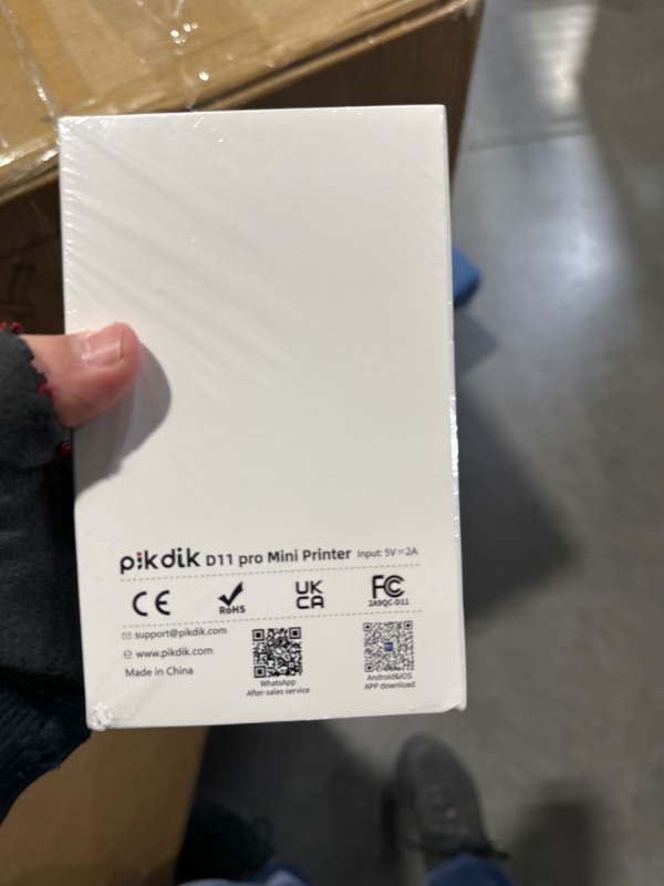 Photo 3 of PikDik Mini Bluetooth Label Makers white