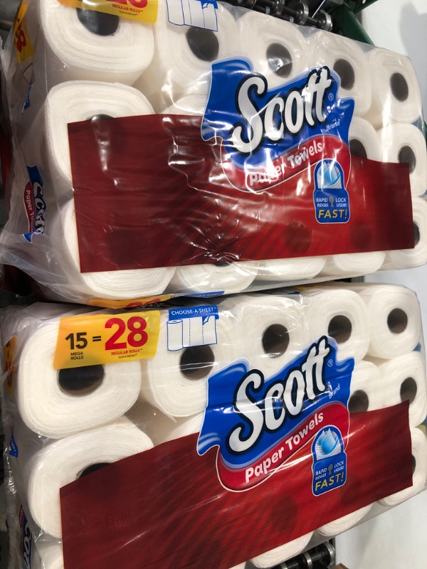 Photo 4 of Scott Paper Towels, Choose-A-Sheet - 30 Mega Rolls (2 Packs of 15) = 56 Regular Rolls (102 Sheets Per Roll)