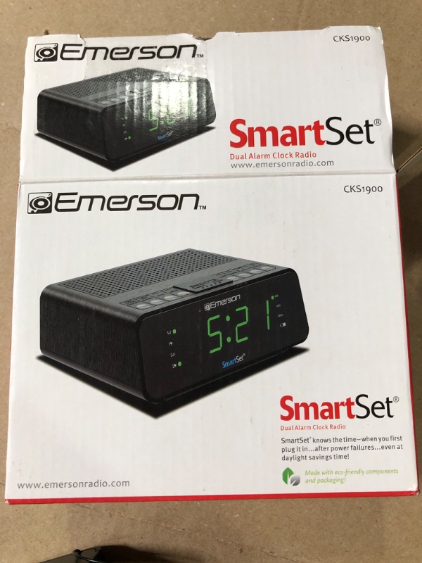 Photo 2 of Emerson SmartSet Alarm Clock Radio with AM/FM Radio, Dimmer, Sleep Timer and .9" LED Display, CKS1900 (Black)