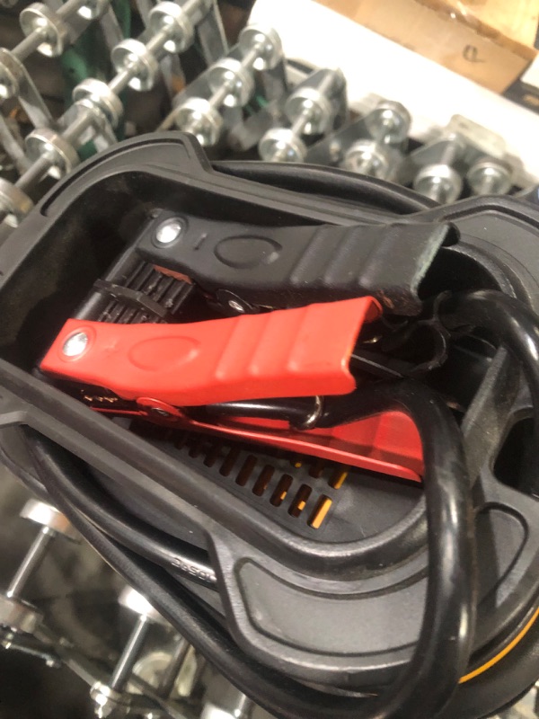 Photo 5 of ***WILL NOT HOLD CHARGE WITHOUT BEING PLUGGED IN***
DEWALT DXAEPS14 1600 Peak Battery Amp 12V Automotive Jump Starter/Power Station