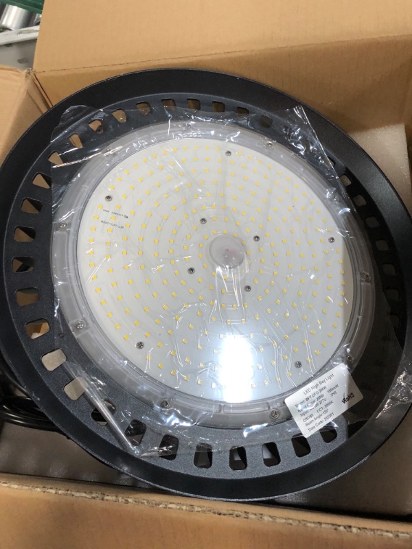 Photo 3 of **UNABLE TO TEST**
BFT LED High Bay Light 200W 1-10V Dimmable 30,000lm UFO High Bay LED Lighting Fixture 5000K 5' Cable with US Plug,AC100-277V,Commercial Warehouse Shop Garage Light 200W-Dimmable