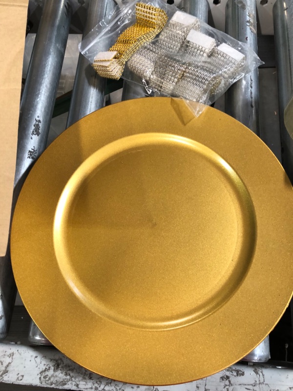 Photo 3 of **USED**
Tanlade 100 Pcs Charger Plates Set Bulk Include 50 Plastic Plate Chargers and 50 Napkin Rings 13" Round Wedding Chargers (Gold)