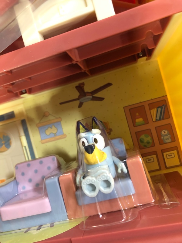 Photo 1 of Bluey Family Home Playset