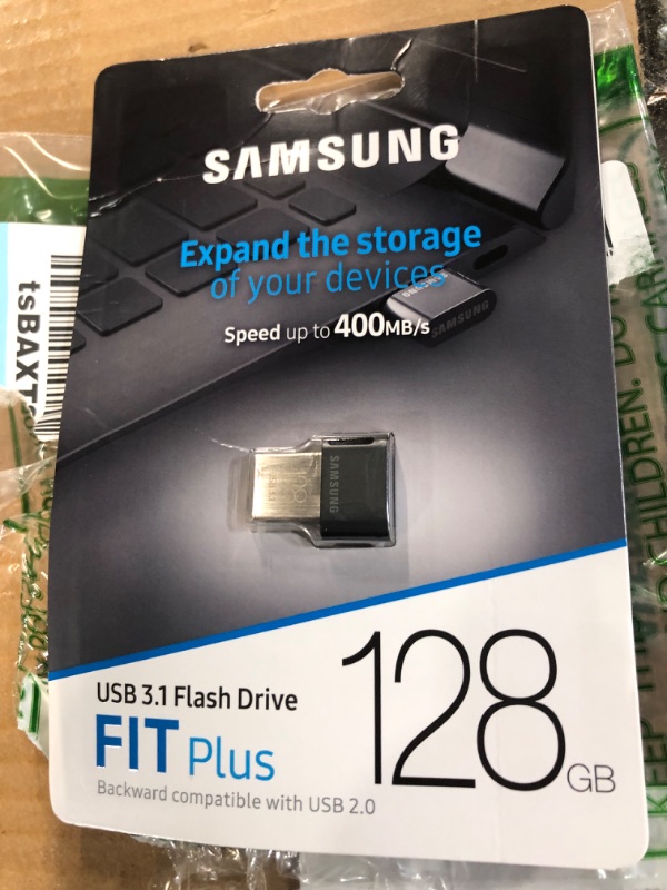 Photo 2 of SAMSUNG FIT Plus 3.1 USB Flash Drive, 128GB