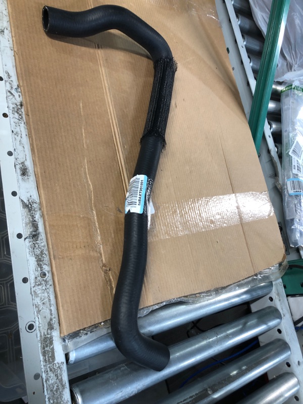 Photo 2 of ACDelco Gold 26307X Molded Upper Radiator Hose