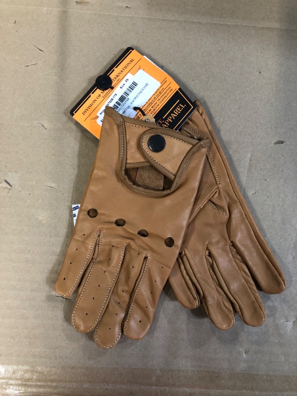 Photo 1 of Men's Saddle Tan Men's Leather Driving Glove w/ Wrist Snapping XS