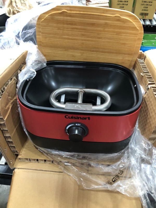 Photo 1 of * grilling surface is missing *
Cuisinart CGG-750 Portable, Venture Gas Grill, Red