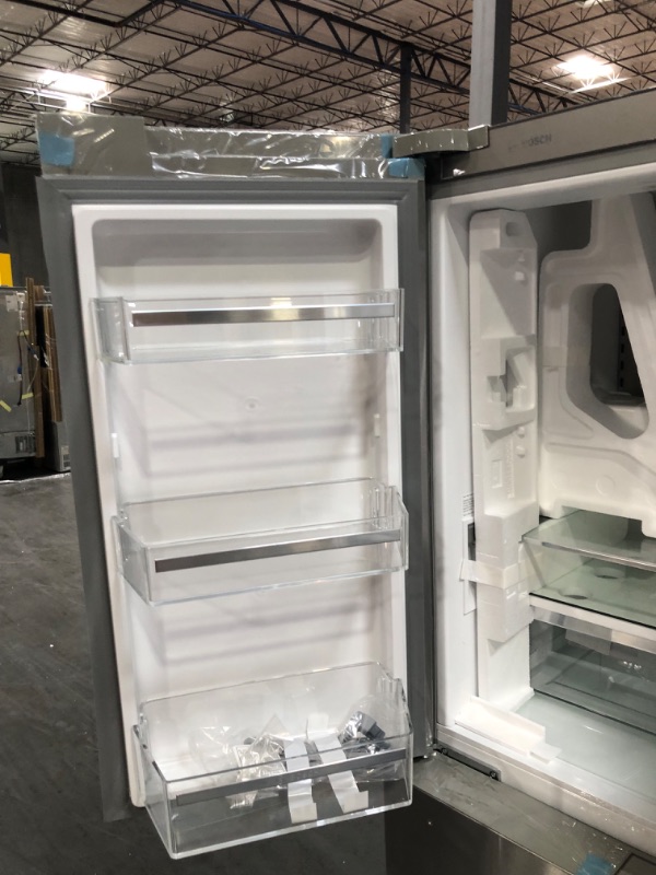 Photo 20 of Bosch 800 Series 21-cu ft 4-Door Counter-depth French Door Refrigerator with Ice Maker (Stainless Steel) 