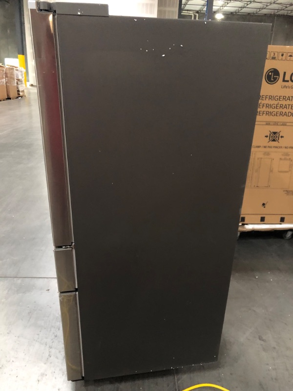 Photo 7 of Samsung 28.0 Cu. Ft. Fingerprint Resistant Stainless Steel French Door Refrigerator
