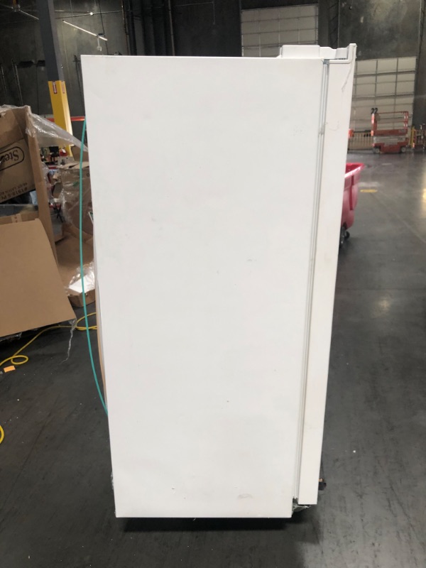 Photo 6 of Frigidaire 25.6 Cu. Ft. 36" Standard Depth Side by Side Refrigerator