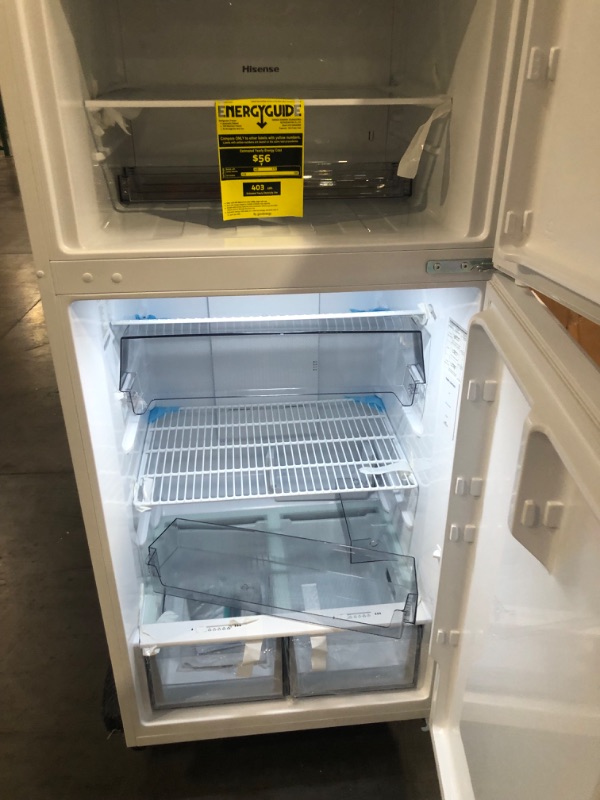 Photo 7 of [Minor Dent] Hisense 18-cu ft Top-Freezer Refrigerator (White)
