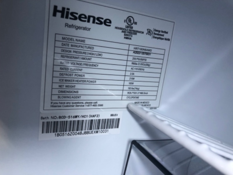 Photo 8 of [Minor Dent] Hisense 18-cu ft Top-Freezer Refrigerator (White)