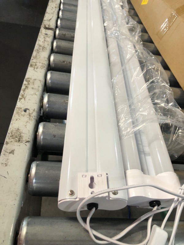Photo 1 of Lightdot Compact 3FT10" LED  White | 2Pack