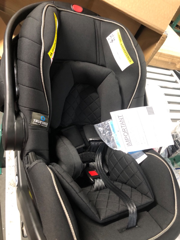 Photo 2 of Graco SnugLock 35 LX Infant Car Seat
