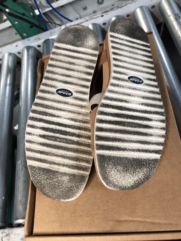 Photo 1 of Dr. Scholl's Shoes Women's Islander Strappy Flat Sandal 8.5 