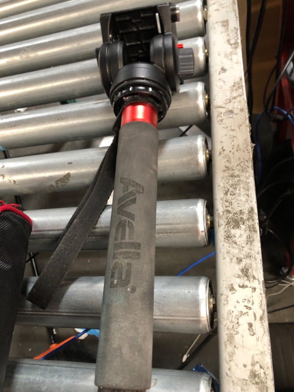 Photo 1 of Avella CD324 Carbon Fiber Video Monopod Kit 71 Inch Max Load 13.2 LB